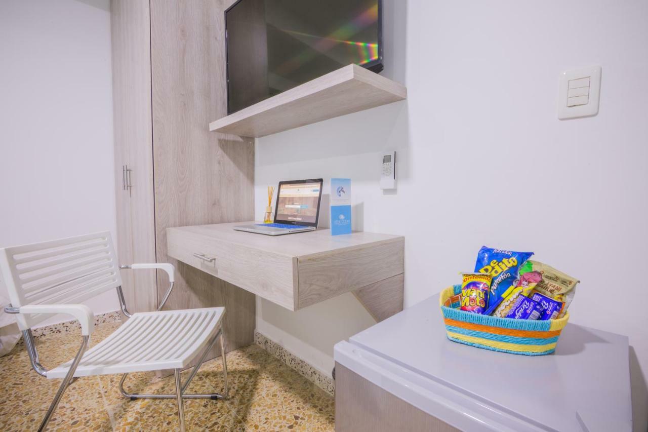 Velik Ocean Hotel Aeropuerto Cartagena Eksteriør billede
